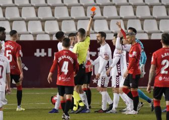 El Mallorca juega con fuego pero se consolida en el liderato