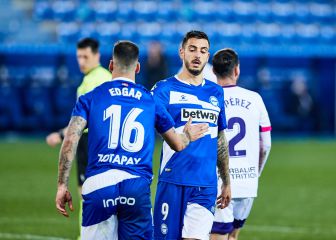 Joselu le da a Abelardo su primera victoria