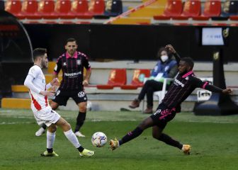 Un rayo de Sol conecta al Tenerife en Vallecas