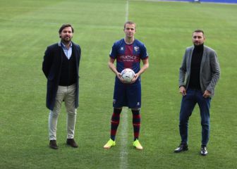 El juego aéreo de Vavro convence a Pacheta