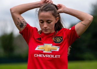 Ona Batlle pone acento español al derbi de Manchester