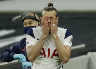 Bale se queda desnudo