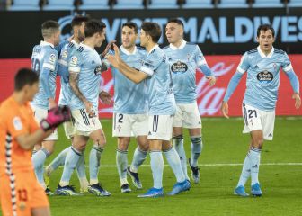 Un doblete de Santi Mina deja muy herido al Elche