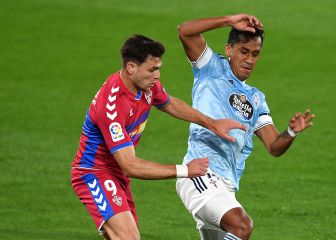 Los grandes de Europa se rifan a Renato Tapia