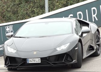 Trincao aparece en Lamborghini y un aficionado comenta...