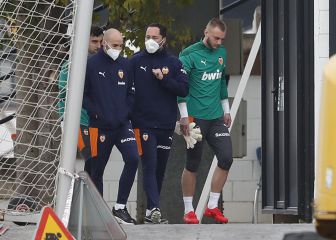 Gracia tiene que coger el guante: Cillessen o Jaume