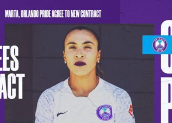 La leyenda Marta renueva su contrato con Orlando Pride