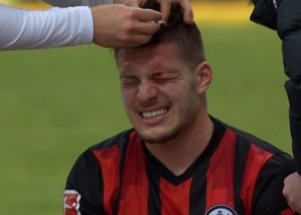 El Eintracht gana al Bayern con Jovic sustituido con una brecha