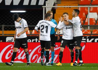 Manu Vallejo salva a Gracia