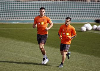 Víctor y Diego González siguen al margen del grupo