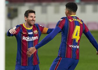 Araújo ya está aquí: hace una parte de la sesión con el grupo