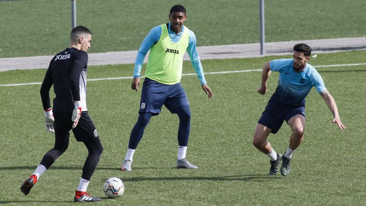 El Fuenla anhela rescatar el Torres ante un Girona al alza