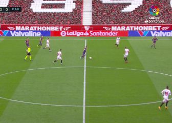 Cuatro jugadores del Sevilla y Messi en el 0-1... ¿cómo se explica?