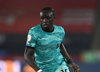 Mané elige entre Firmino y Salah