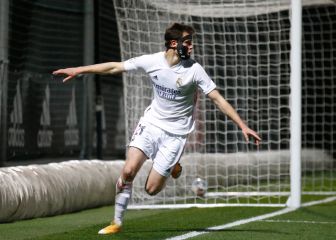 El Castilla castiga el plan de Iriondo con un gol de Latasa