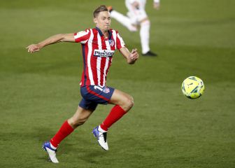 Simeone 'enseña' el 11 del derbi y cambia de sistema