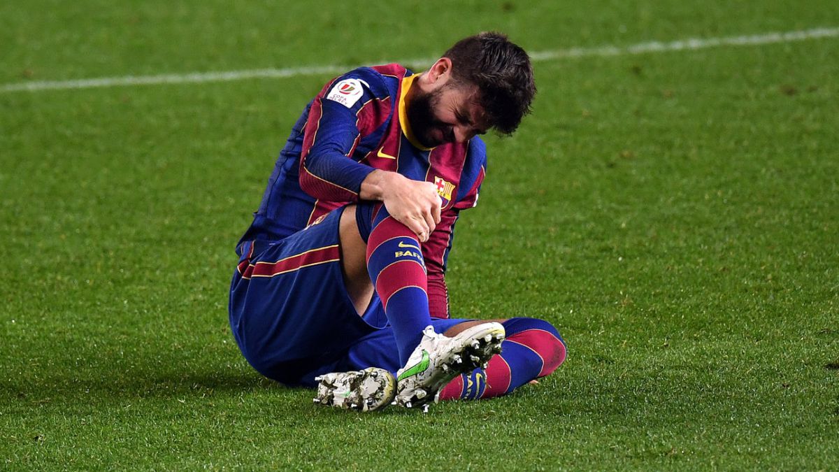 Piqué suffers a Lateral Knee Ligament Sprain
