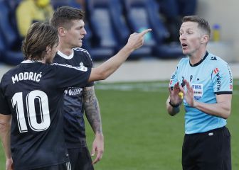 Así le fue al Atlético y al Real Madrid con Hernández Hernández, el arbitro del derbi