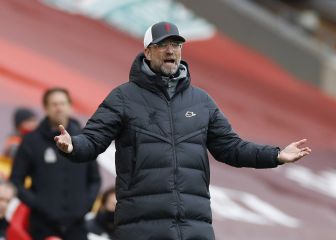 El Liverpool escapa de la Premier