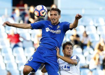 El Málaga intenta el fichaje de Scepovic por la lesión de Chavarría