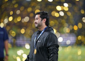 El Príncipe de Johor enseña sus cartas: 