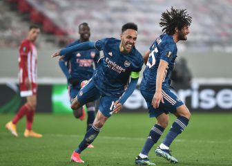 Gabriel salva al Arsenal en el debut goleador de Odegaard