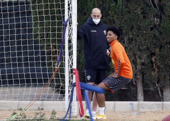 Mojica vuelve a la lista, Rigoni es baja y Piatti tendrá que esperar