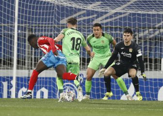 Remontada de Las Palmas con doblete de Pejiño