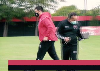 El 'Mono' Burgos dirigió su primera sesión en Newell´s