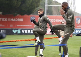 Kondogbia, Torreira y Herrera, en la recámara de Simeone