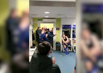 ¡Mourinho fue a felicitar al rival tras quedar eliminado de la Europa League!