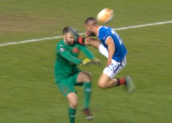 Pudo desfigurarle la cara de la patada: roja directa y gracias de no haber terminado en drama