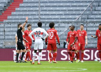 Dos partidos de sanción a Alphonso Davies tras su expulsión ante el Stuttgart
