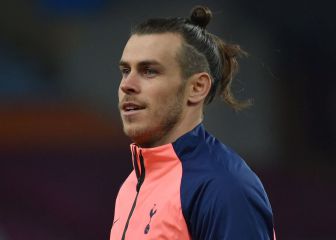 Crouch insta al Tottenham a quedarse con Bale