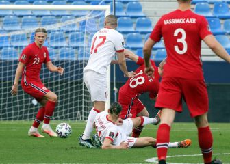 Turquía arrolla a Noruega en una mala tarde de Haaland y Odegaard