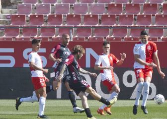 Stuani hunde al Albacete