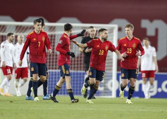 Dani Olmo salva los muebles