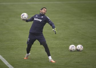 Claudio Bravo, el primero en regresar a los entrenamientos