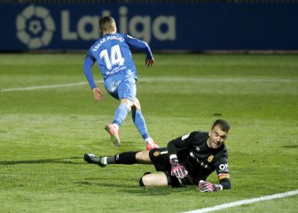 El Fuenla rompe su maleficio y deja al Mallorca sin liderato