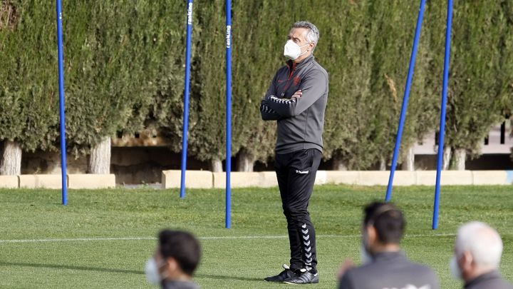 "Ante el Betis será fundamental mirar a portería contraria"