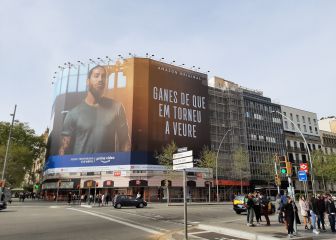 Sergio Ramos copies Laporta with giant banner