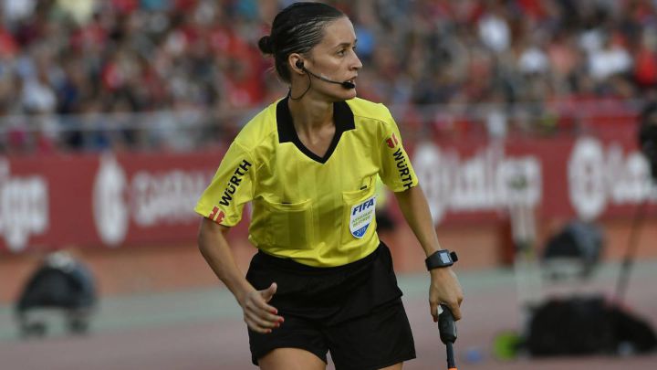 Así es Guadalupe Porras, la primera árbitra en una final de Copa del Rey