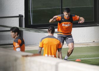 Maxi Gómez, baja ante el Cádiz