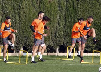 El Elche regresa al trabajo pendiente de Piatti y con la vuelta de Boyé