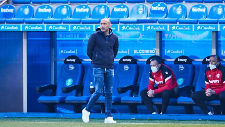 Abelardo deja de ser el entrenador del Alavés