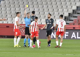El Almería vuelve a caer en casa cuatro meses después