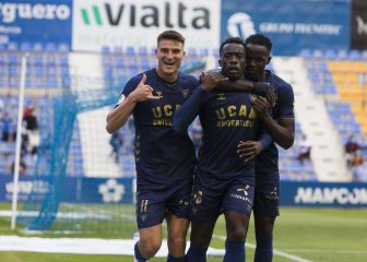 El UCAM remonta y reserva su billete para el playoff