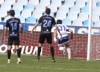 De cabeza a la salvación