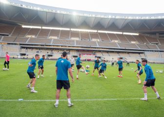 Marcelino, pendiente de Muniain y debe decidir sus pivotes