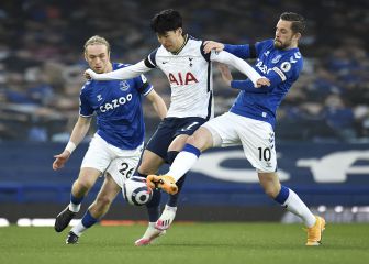 Sigurdsson y Kane firman las tablas y Everton y Tottenham se alejan de Europa